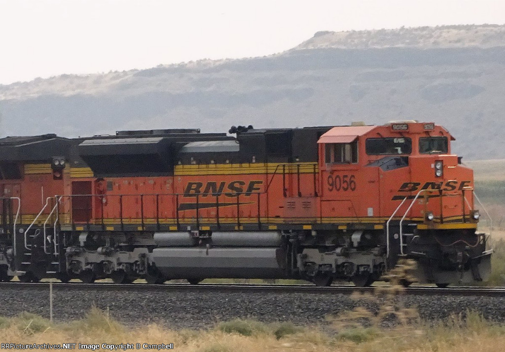 BNSF 9056